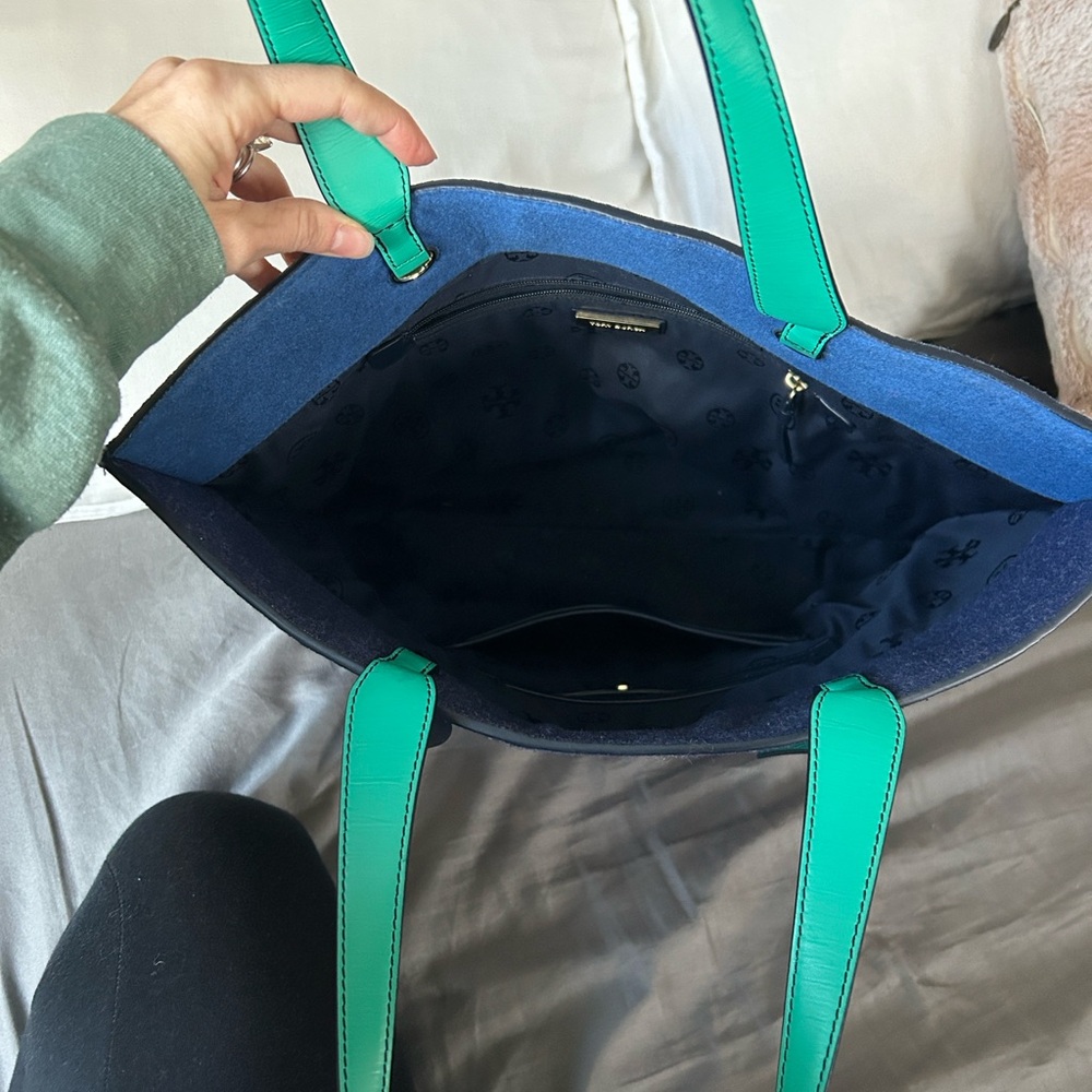 Tory Burch Navy and Teal Felt Colorblock Tote Bag - Picture 5 of 10